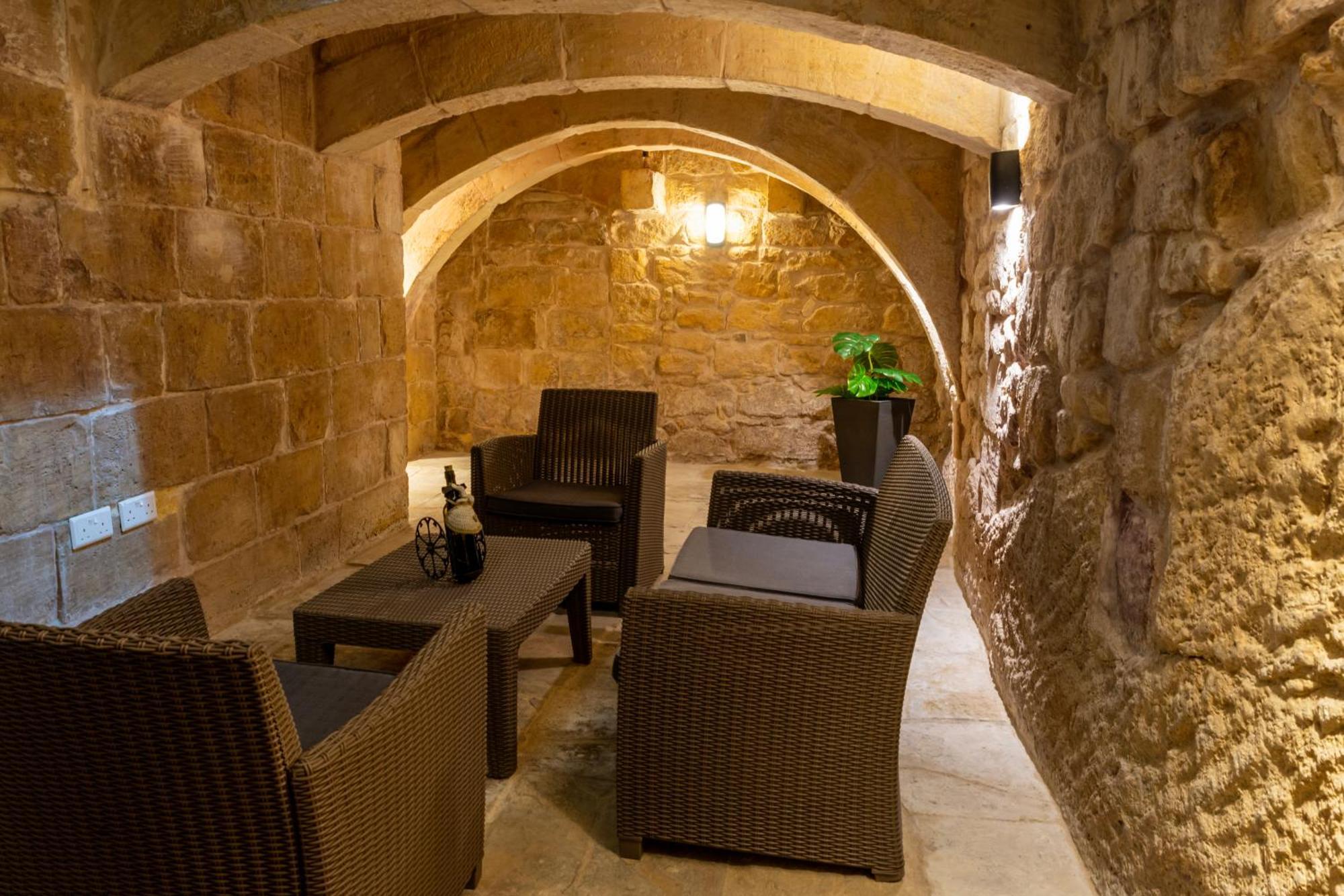 Great Siege Apartment سنجليا المظهر الخارجي الصورة