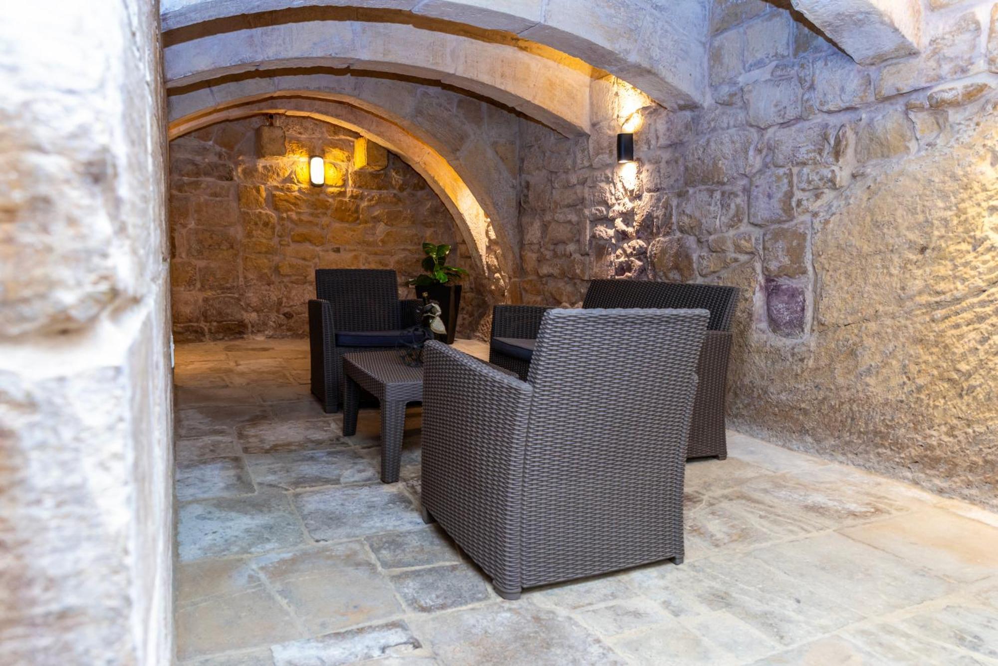 Great Siege Apartment سنجليا المظهر الخارجي الصورة
