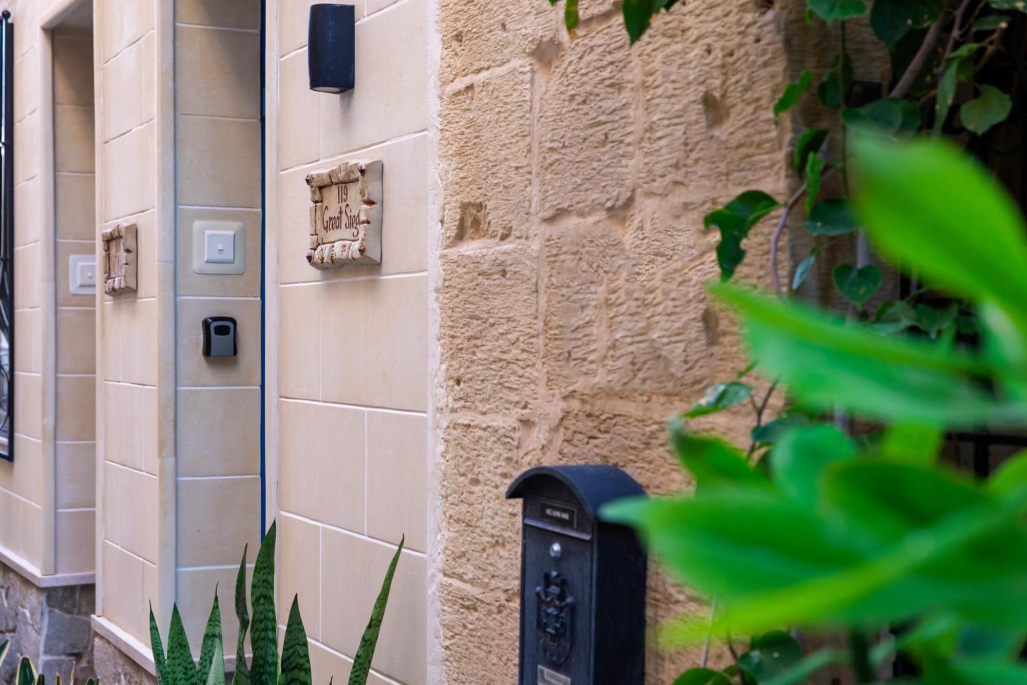 Great Siege Apartment سنجليا المظهر الخارجي الصورة